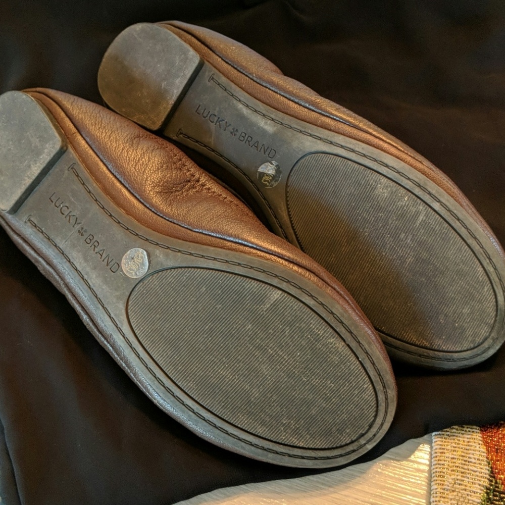 Shoes - Picture 2 of 3